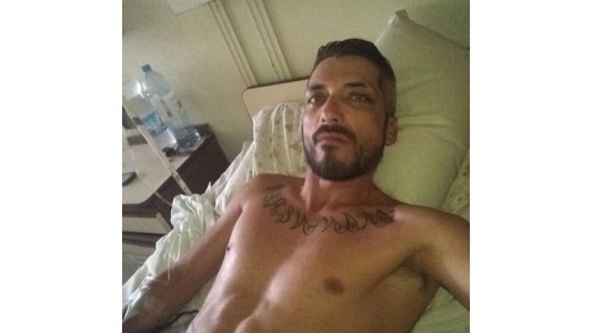 "No está muerto quien pelea, a bancar la toma no queda otra", el desafiante mensaje de un hincha de Olimpo