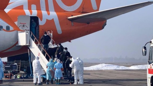 Coronavirus: los argentinos evacuados de China llegaron a Ucrania