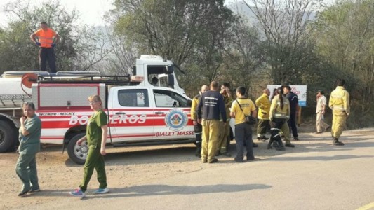 Bomberos voluntarios de Bialet Massé abren conferencia internacional sobre incendios forestales