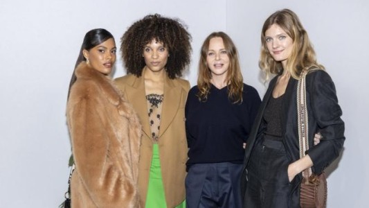 Todos hablan de los peluches que modelaron para Stella McCartney en París