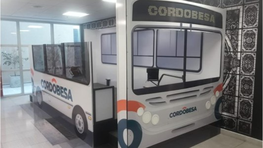 Se puede pagar el transporte público con débito