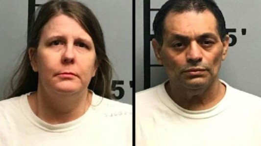 Un nene de 6 años murió luego de que sus padres lo violaran con un palo como castigo