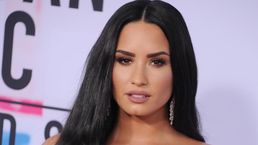 Demi Lovato sobre Rihanna: "Solo quiero besarla"