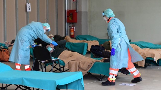 Italia: récord de 250 muertos en 24 horas por coronavirus