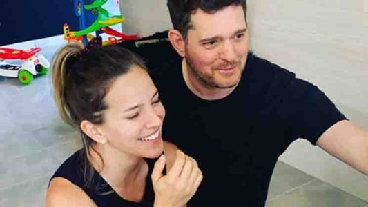 El divertido cover que hiccieron Bublé  y Lopilato de Luis Miguel en cuarentena