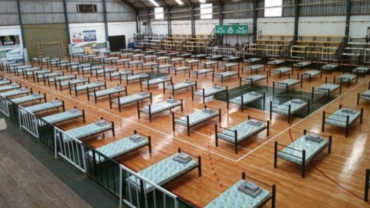 Acondicionan cientos de camas para recuperados del coronavirus