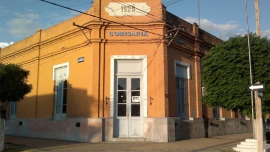 San Luis: Sancionaron a 4 policías por violar la cuarentena en un asado con guitarreada