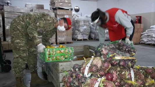 Mañana distribuyen módulos alimentarios para 74 mil cordobeses de la campaña solidaria "Acá Estamos"
