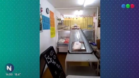 VIDEO: Originales medidas de seguridad en una pollería de Córdoba