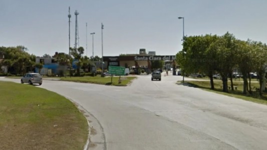 Circulaba sin permiso, llevaba cocaína y a la hija escondida en el baúl