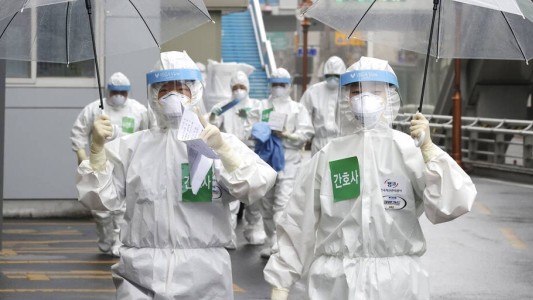 Científicos aseguran que las personas no pueden infectarse de coronavirus dos veces