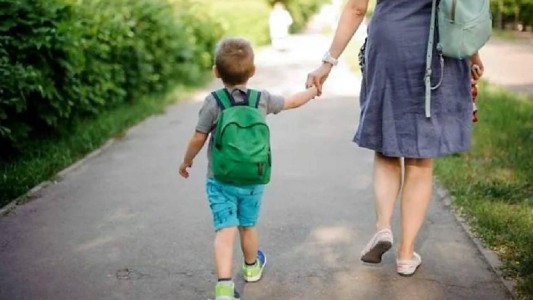 Los hijos de padres separados podrán alternar de casa una vez por semana