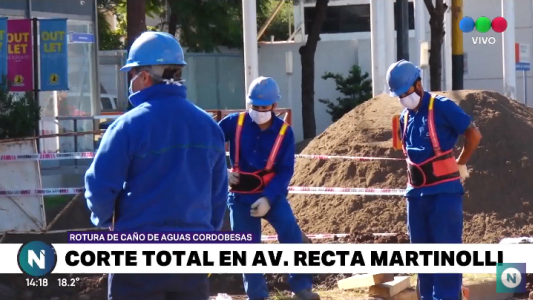 Corte total en Av. Recta Martinolli  al 7800 por Obras