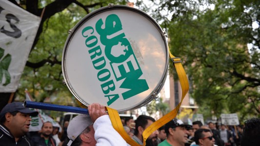 El Suoem le respondió a Llaryora por los sueldos