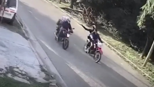 VIDEO: ataque y robo a un delivery en bicicleta