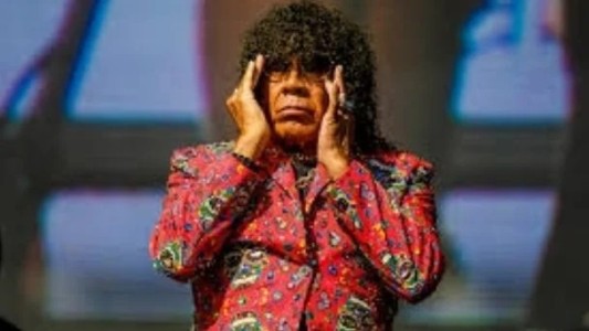 “La Mona” Jiménez desvinculó a todo su staff