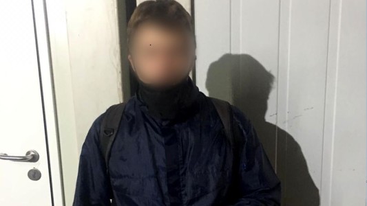 Le secuestraron el auto en un control y lo quiso retirar con un documento falso