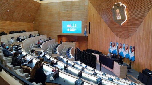 La Legislatura aprobó la reforma jubilatoria provincial