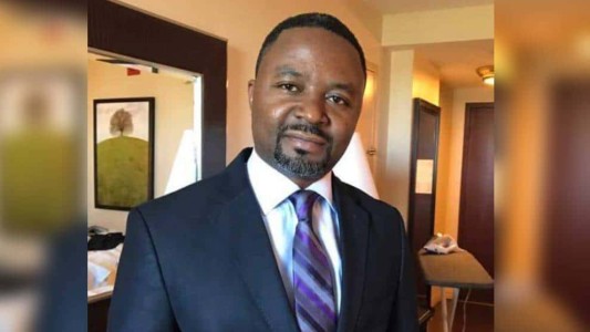 Murió por el coronavirus un pastor que decía que curaba la enfermedad con sus manos