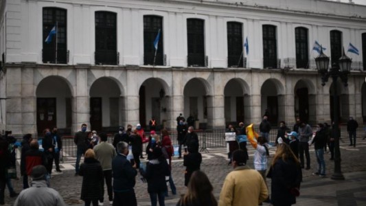 Comerciantes del centro hicieron su Cabildo Abierto pidiendo volver a trabajar