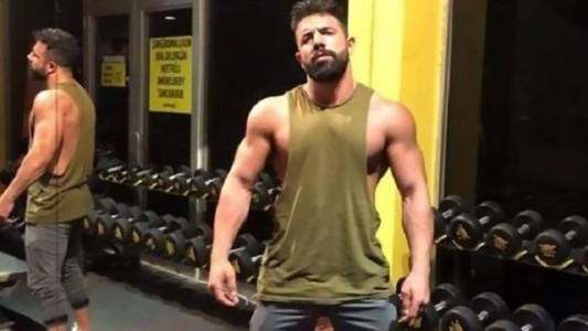 Un boxeador turco asesinó a su novia a puñaladas