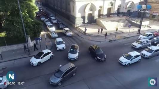 Desde el drone de Telefe Noticias te mostramos la multitudinaria caravana de médicos