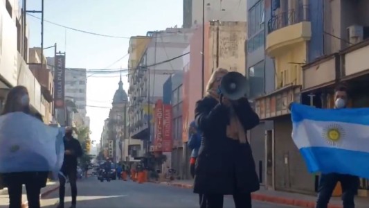 Comerciantes mayoristas realizan una protesta contra imputaciones y por la crisis en el sector