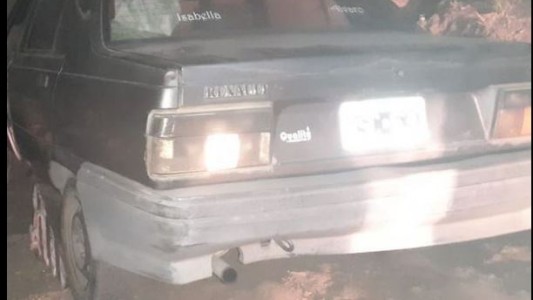 Intentó frenar el auto y murió aplastado