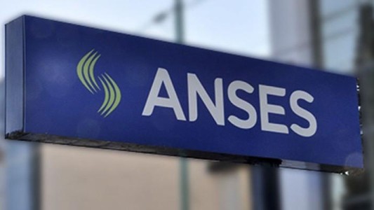 Quienes cobran el Ingreso Familiar de Emergencia esta semana