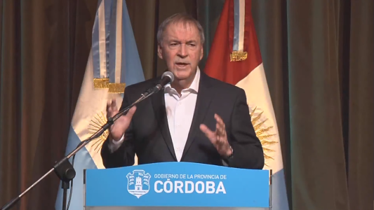 Si no se disparan los contagios, seguirá la apertura programada en Córdoba