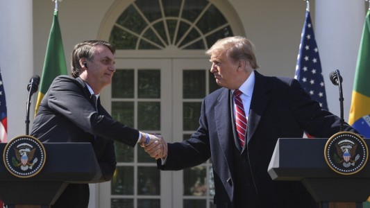 "El amigo de Trump": ahora Anonymous puso la mira en Bolsonaro