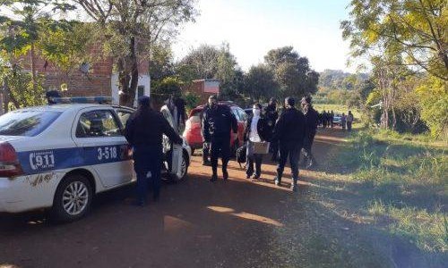 Fusilaron a una policía embarazada delante de su hija de 6 años