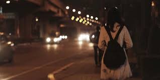 Iba a trabajar, se resistió a un asalto y la mataron de un botellazo en la cabeza