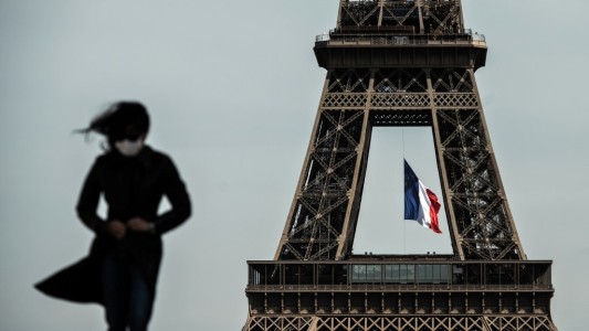Reabre la Torre Eiffel luego de tres meses