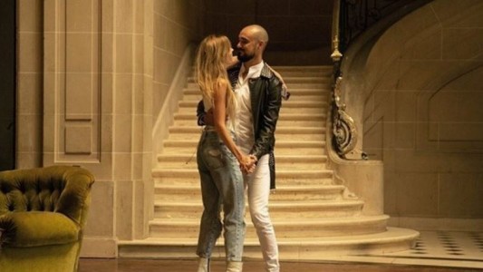 Abel Pintos anunció el sexo y nombre del bebé que espera junto a Mora Calabrese