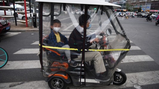 Rebrote en China: advierten que el virus de Pekín puede ser más contagioso que el del Wuhan