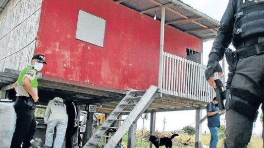 Doble femicidio en Ecuador: hallaron un bebé recién nacido amamantándose de una de las víctimas