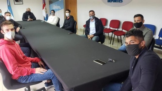 Jugadores piden volver a los clubes