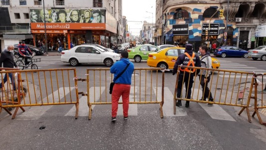 Quiénes pueden circular hoy por el centro, peatonal y zona del mercado