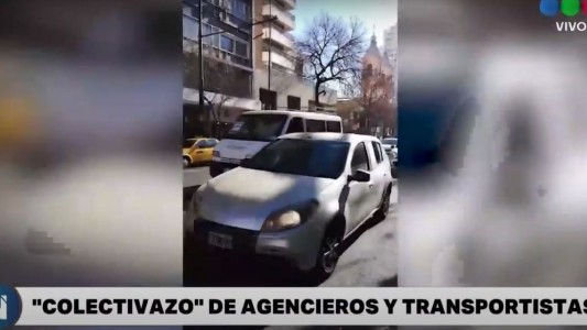 El sector del turismo también salió a protestar con un "colectivazo"