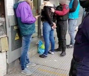 Una mujer que tenía pedido de captura por causa en Tucumán fue detenida en un control de tránsito en Liniers