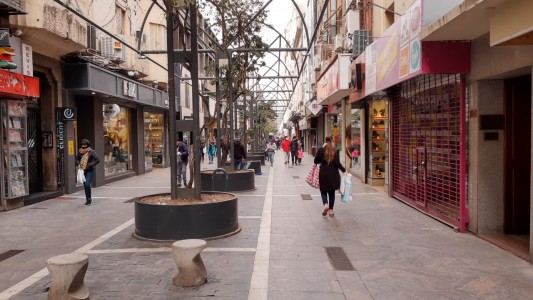 Comerciantes piden "dar de baja" el feriado puente del viernes