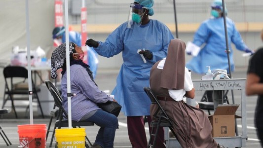 Sin cuarentena, Florida registra un nuevo récord de muertes por coronavirus