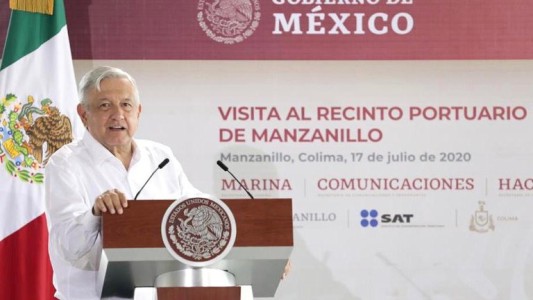 El Presidente de México entrega a militares el manejo de puertos y aduanas
