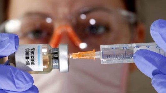 En detalle: la vacuna de Oxford que generó rápida respuesta de anticuerpos