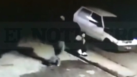 Jubilado detenido por matar a ladrón: el video del intento de huida del delincuente