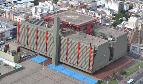 Alerta en la Jefatura de Policía por coronavirus: confirman el caso positivo de un suboficial