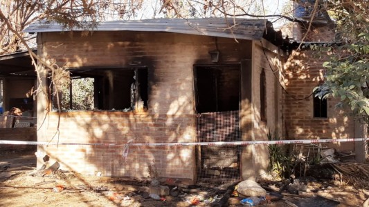 Trágico incendio en Bialet Massé: murieron una mujer y su hija de 9 años