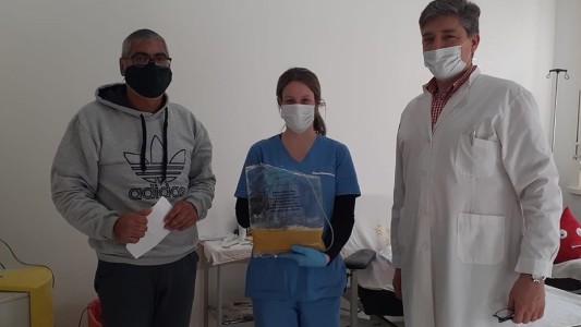 Se curó del coronavirus y donó plasma dos veces: "lo voy a seguir haciendo"