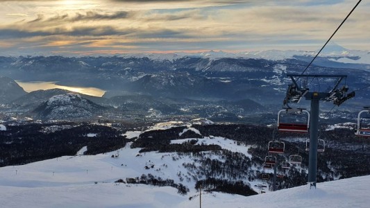 Chapelco y Cerro Bayo reabren sus puertas para residentes